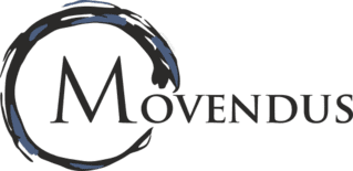 Logo von Movendus mit einem stilisierten, kreisf&ouml;rmigen Element und dem Schriftzug in Schwarz und Grau.
